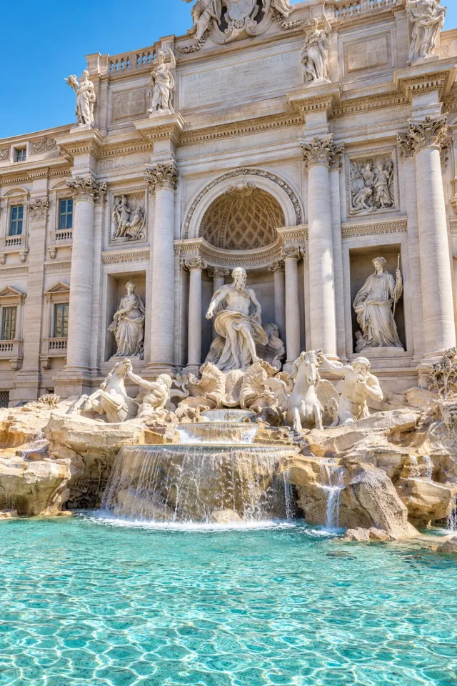 Trevi Fountain Sunlight