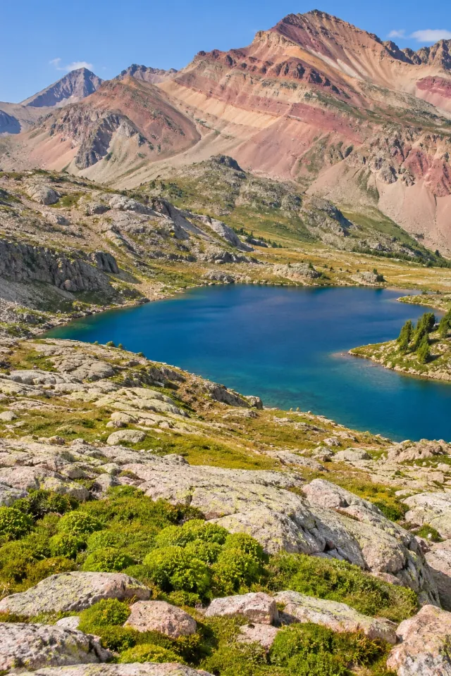 Mineral Ridges and a Blue Mountain Tarn